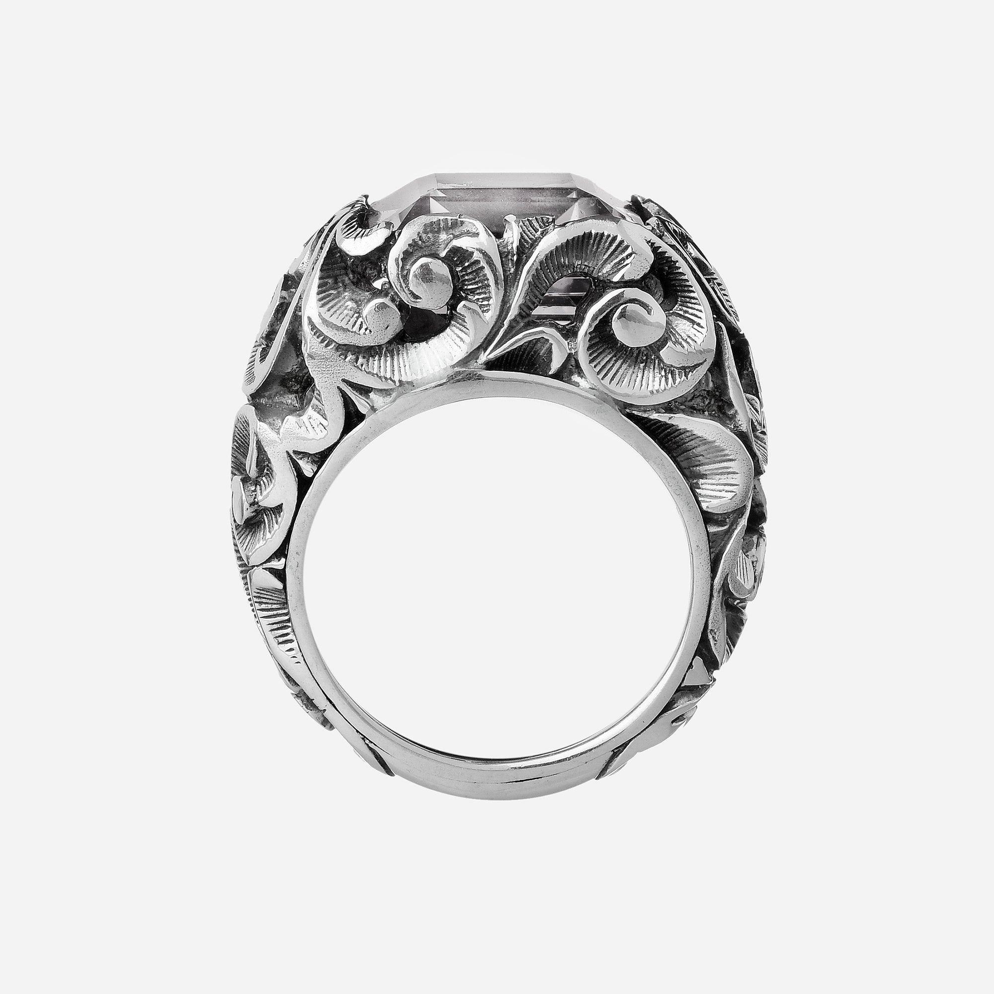 ANELLO IN ARGENTO INTAGLIATO CON PIETRA  RETTANGOLO  TAGLIO SMERALDO SFACCETTATO CRISTALLO DI ROCCA