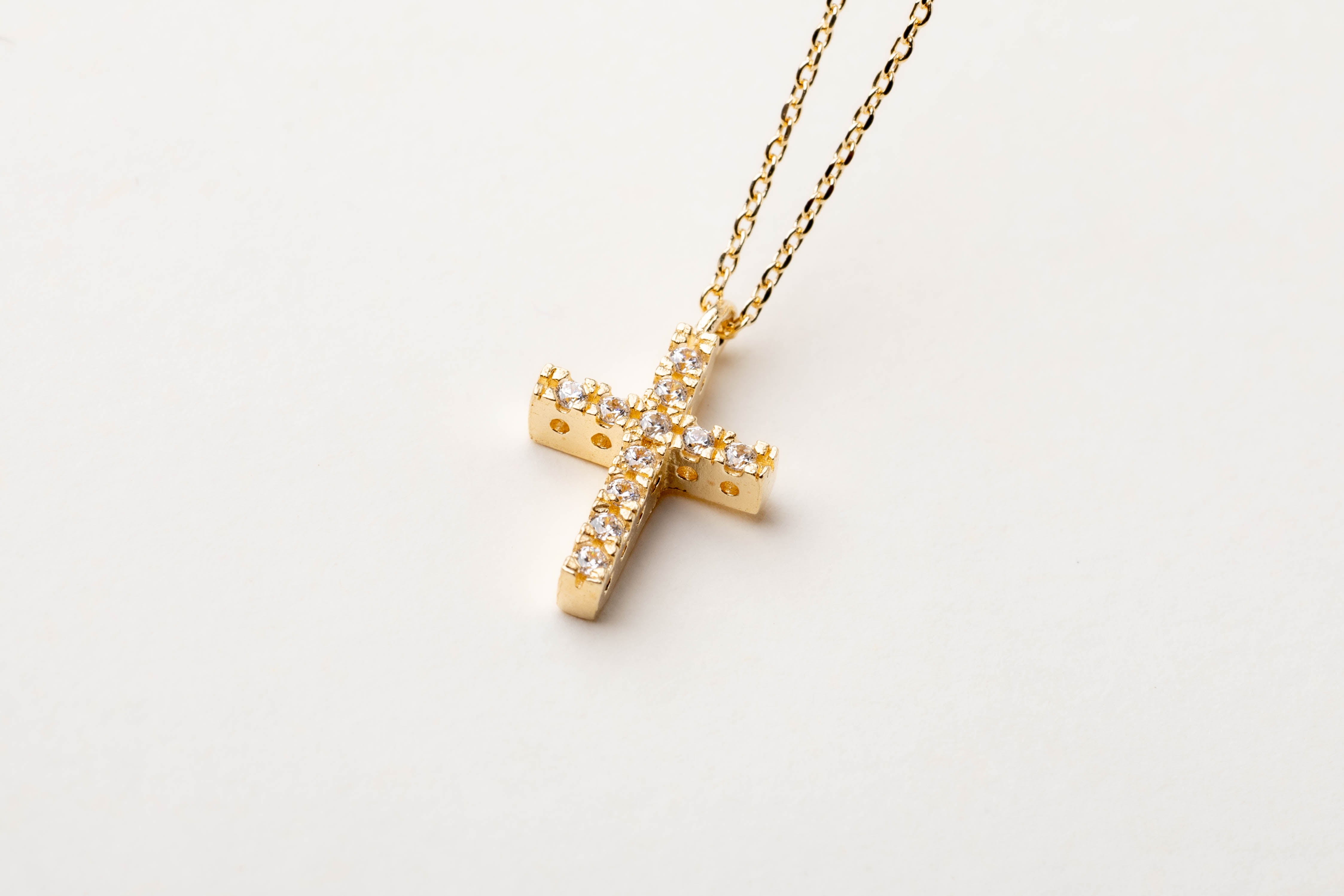 Collana croce zirc.