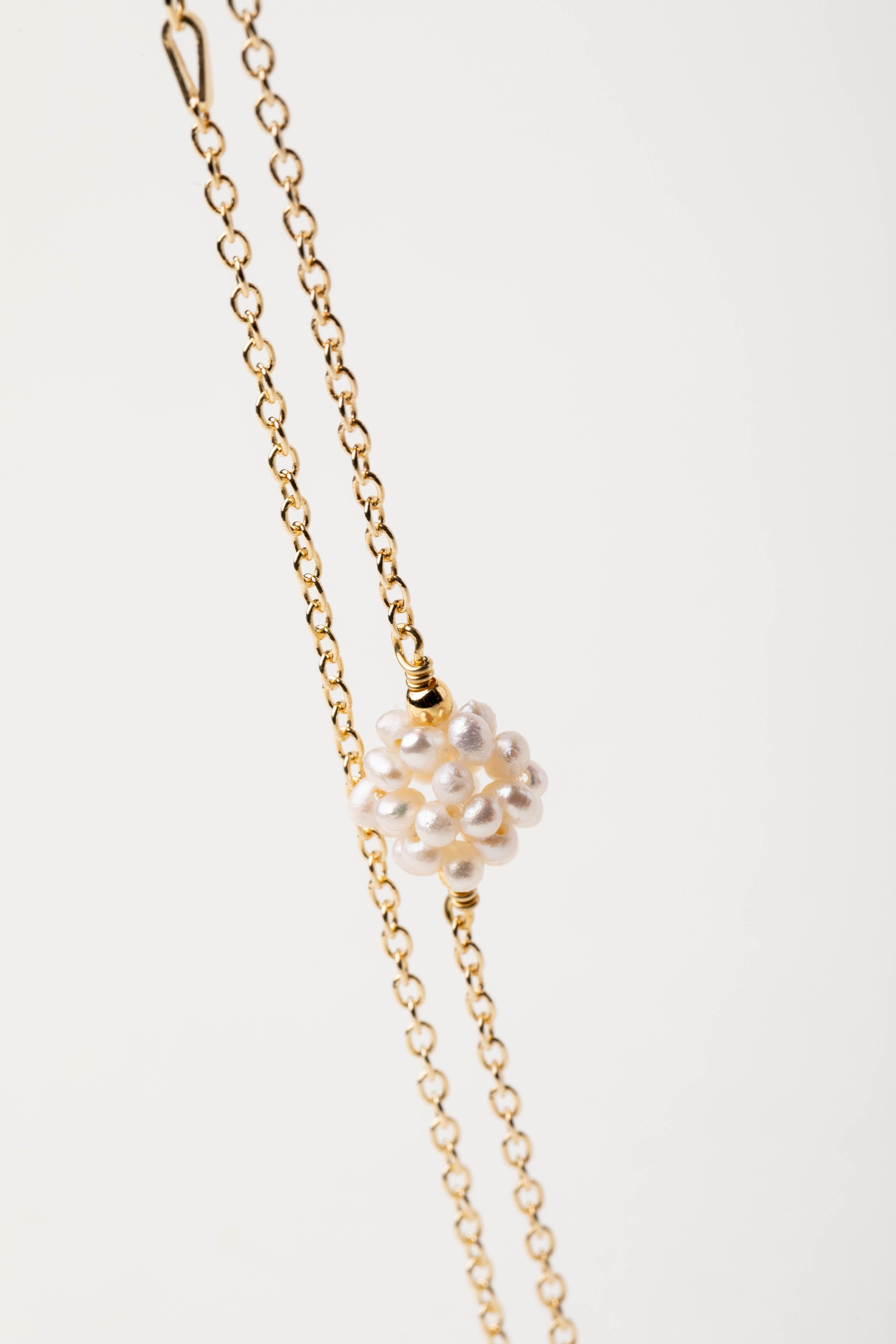 Collana con sfera di perle 40+4CM
