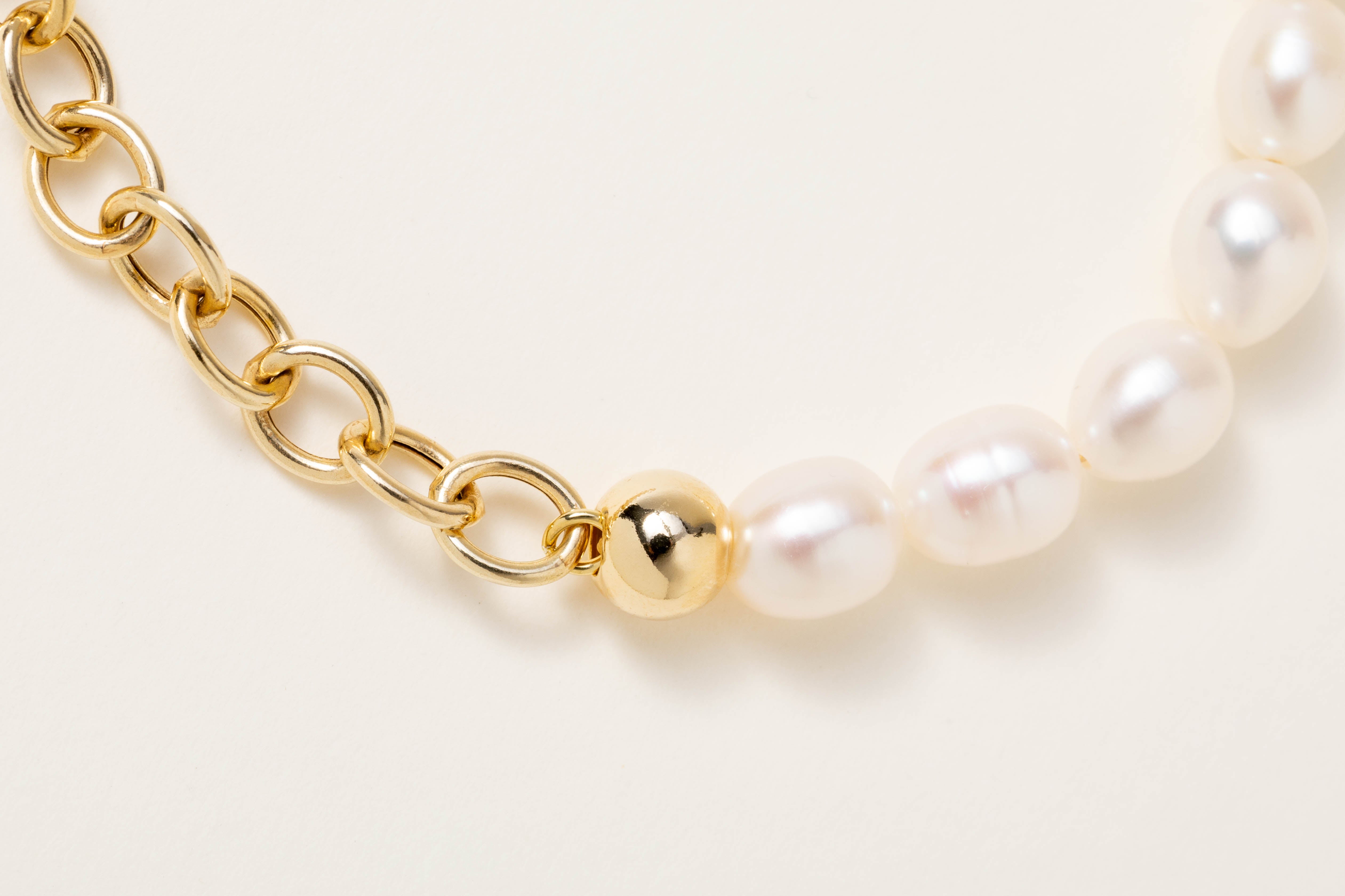Bracciale perle, catena e keshi