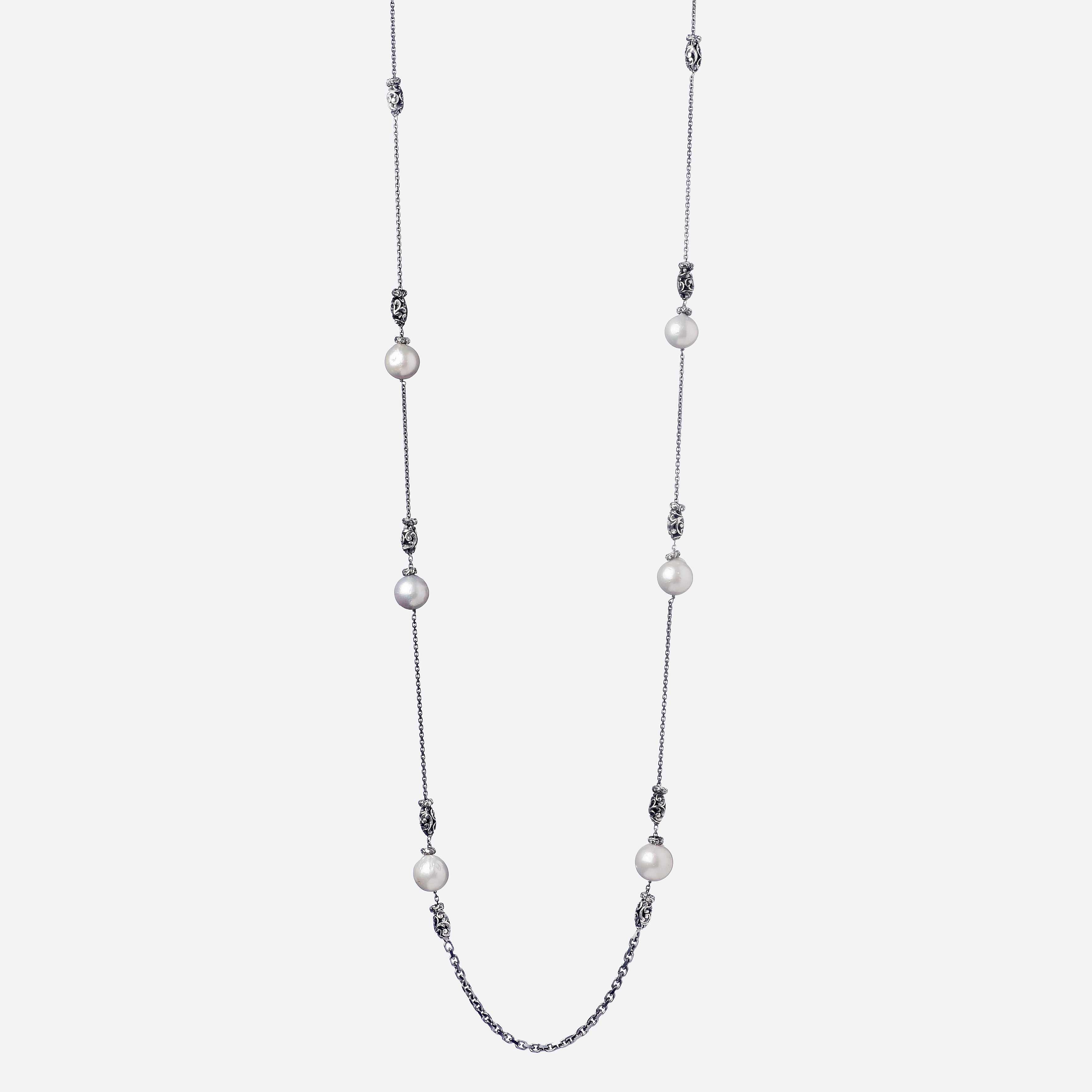 COLLANA IN ARGENTO  INTAGLIATO CON SHIVALINGAM  E ANELLINI CON PERLE BAROCCHE BIANCA