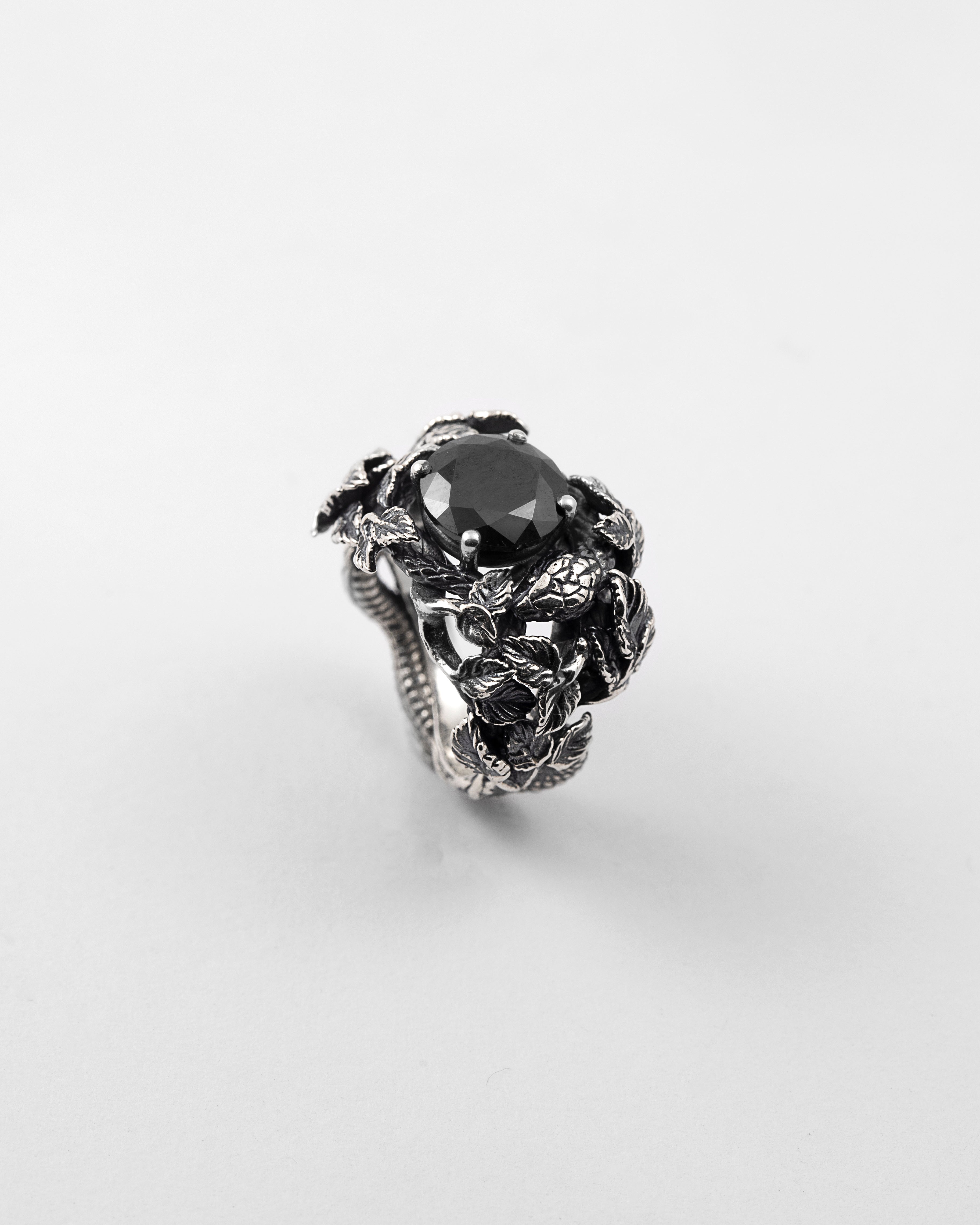 ANELLO EDEN SOLITARIO CON ZIRCONIA CUBICA NERA / A